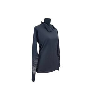 GapFit WinterBrush Black Activewear Top - Perfect for Winter!